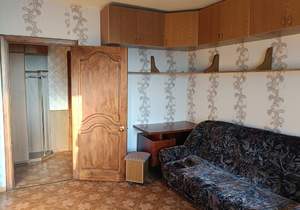 2-к квартира, вторичка, 52м2, 8/10 этаж