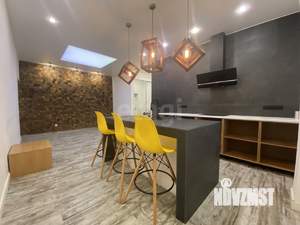 2-к квартира, вторичка, 63м2, 1/10 этаж