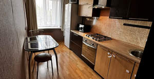 3-к квартира, вторичка, 64м2, 1/9 этаж