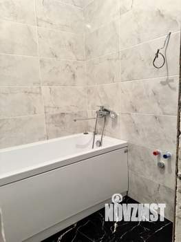 2-к квартира, вторичка, 52м2, 1/9 этаж