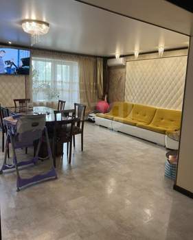 2-к квартира, вторичка, 76м2, 6/10 этаж