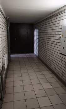 2-к квартира, вторичка, 56м2, 1/10 этаж