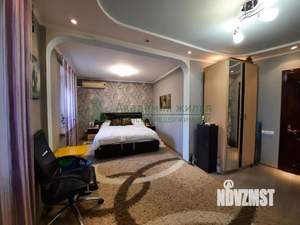 4-к квартира, вторичка, 101м2, 3/10 этаж