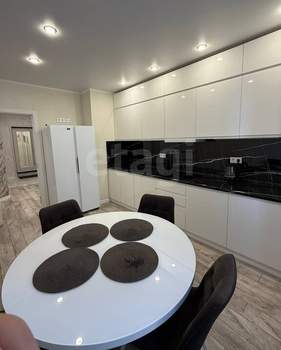 3-к квартира, вторичка, 82м2, 1/26 этаж