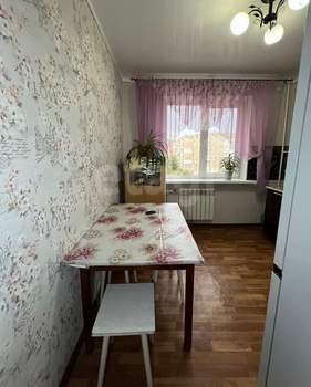 3-к квартира, вторичка, 63м2, 6/10 этаж