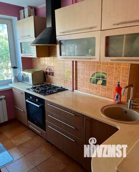 3-к квартира, вторичка, 57м2, 8/9 этаж