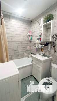 2-к квартира, вторичка, 42м2, 1/5 этаж