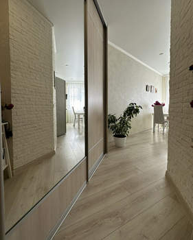 2-к квартира, вторичка, 61м2, 17/20 этаж