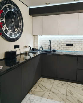 3-к квартира, вторичка, 94м2, 8/10 этаж