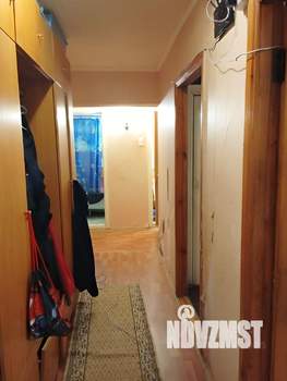 3-к квартира, вторичка, 61м2, 1/5 этаж