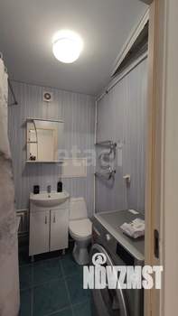 2-к квартира, вторичка, 44м2, 1/4 этаж