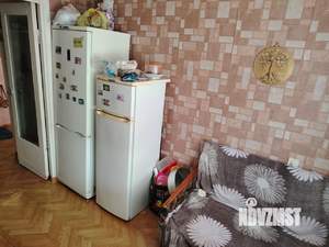 3-к квартира, вторичка, 57м2, 9/9 этаж