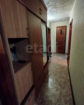 3-к квартира, вторичка, 60м2, 9/9 этаж