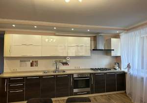 4-к квартира, вторичка, 179м2, 4/10 этаж