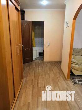 4-к квартира, вторичка, 70м2, 5/5 этаж
