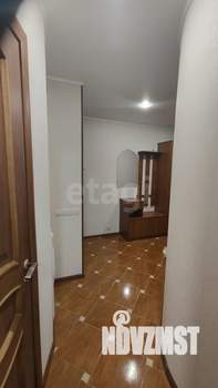 4-к квартира, вторичка, 62м2, 1/5 этаж