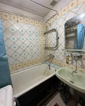 3-к квартира, вторичка, 63м2, 2/9 этаж