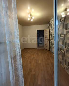 3-к квартира, вторичка, 76м2, 3/5 этаж