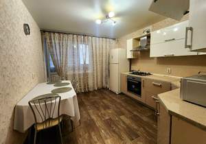 2-к квартира, вторичка, 74м2, 2/10 этаж
