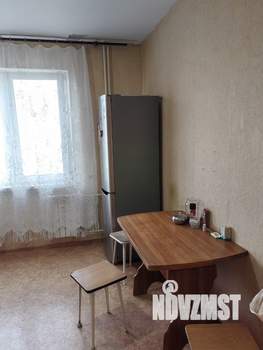 2-к квартира, вторичка, 63м2, 8/10 этаж