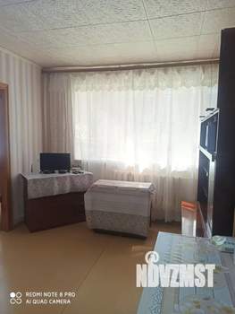2-к квартира, вторичка, 42м2, 1/4 этаж