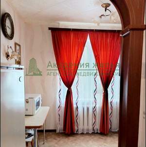 2-к квартира, вторичка, 44м2, 1/5 этаж