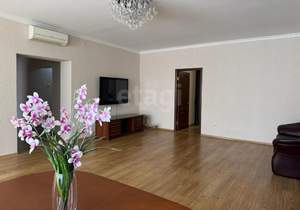 3-к квартира, вторичка, 106м2, 2/10 этаж