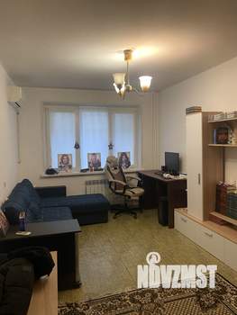 3-к квартира, вторичка, 60м2, 1/9 этаж