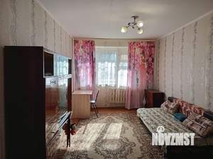 3-к квартира, вторичка, 58м2, 1/5 этаж