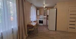 2-к квартира, вторичка, 44м2, 1/4 этаж