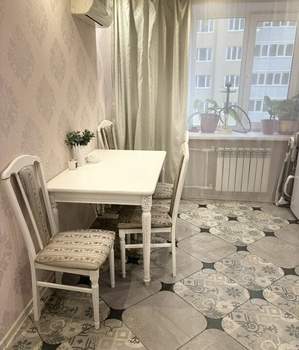 2-к квартира, вторичка, 55м2, 3/10 этаж