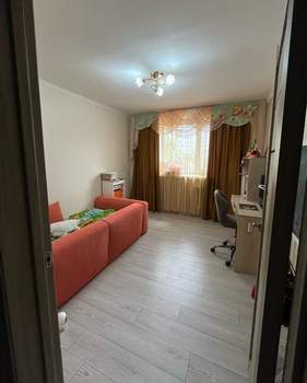 3-к квартира, вторичка, 77м2, 1/5 этаж