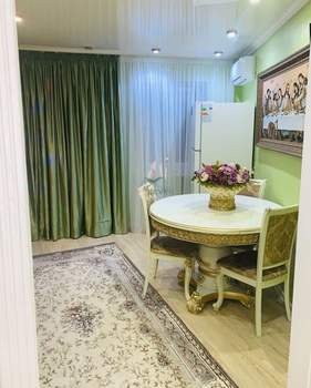 3-к квартира, вторичка, 100м2, 10/10 этаж