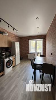 2-к квартира, вторичка, 60м2, 1/10 этаж