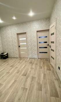 2-к квартира, вторичка, 60м2, 1/10 этаж