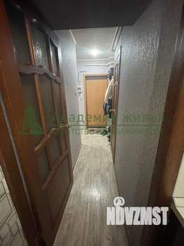 2-к квартира, вторичка, 42м2, 1/5 этаж