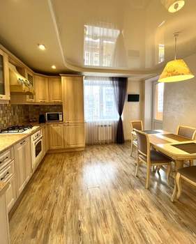 2-к квартира, вторичка, 77м2, 8/10 этаж