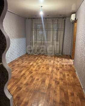 4-к квартира, вторичка, 60м2, 3/5 этаж