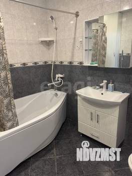 2-к квартира, вторичка, 63м2, 8/19 этаж