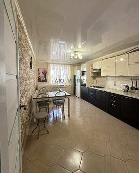 2-к квартира, вторичка, 70м2, 6/10 этаж