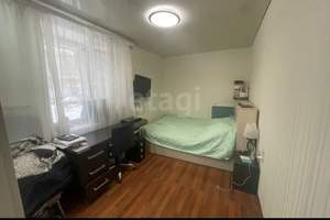 2-к квартира, вторичка, 42м2, 1/5 этаж
