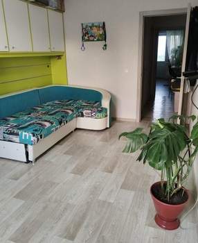 3-к квартира, вторичка, 72м2, 5/10 этаж