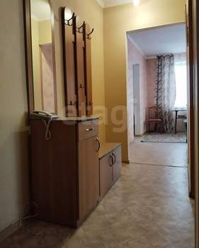 3-к квартира, вторичка, 58м2, 9/9 этаж