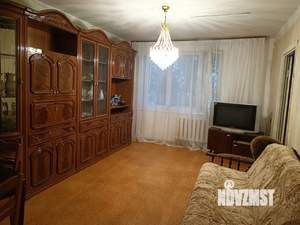 3-к квартира, вторичка, 58м2, 3/5 этаж