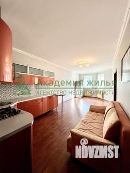 3-к квартира, вторичка, 104м2, 2/6 этаж