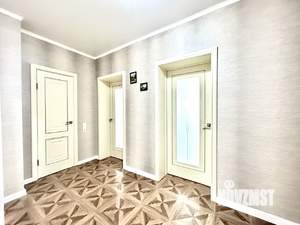 2-к квартира, вторичка, 64м2, 8/18 этаж