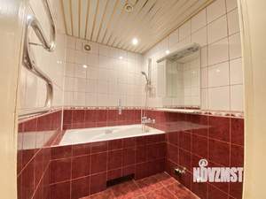 3-к квартира, вторичка, 82м2, 9/10 этаж