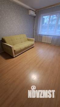 Студия квартира, вторичка, 45м2, 1/5 этаж