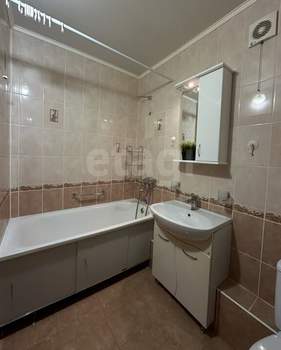 1-к квартира, вторичка, 40м2, 4/10 этаж