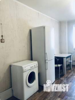2-к квартира, вторичка, 64м2, 8/10 этаж